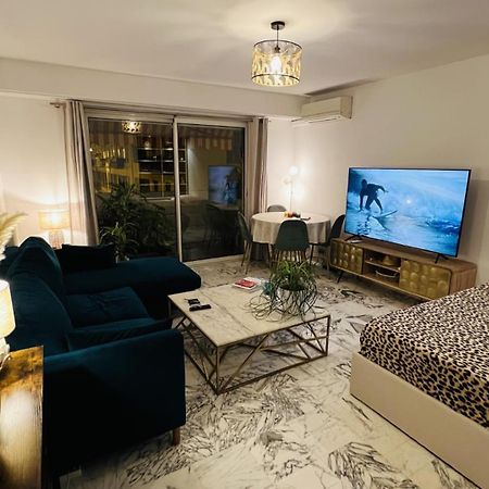 John Homestay Room In Ницца Экстерьер фото